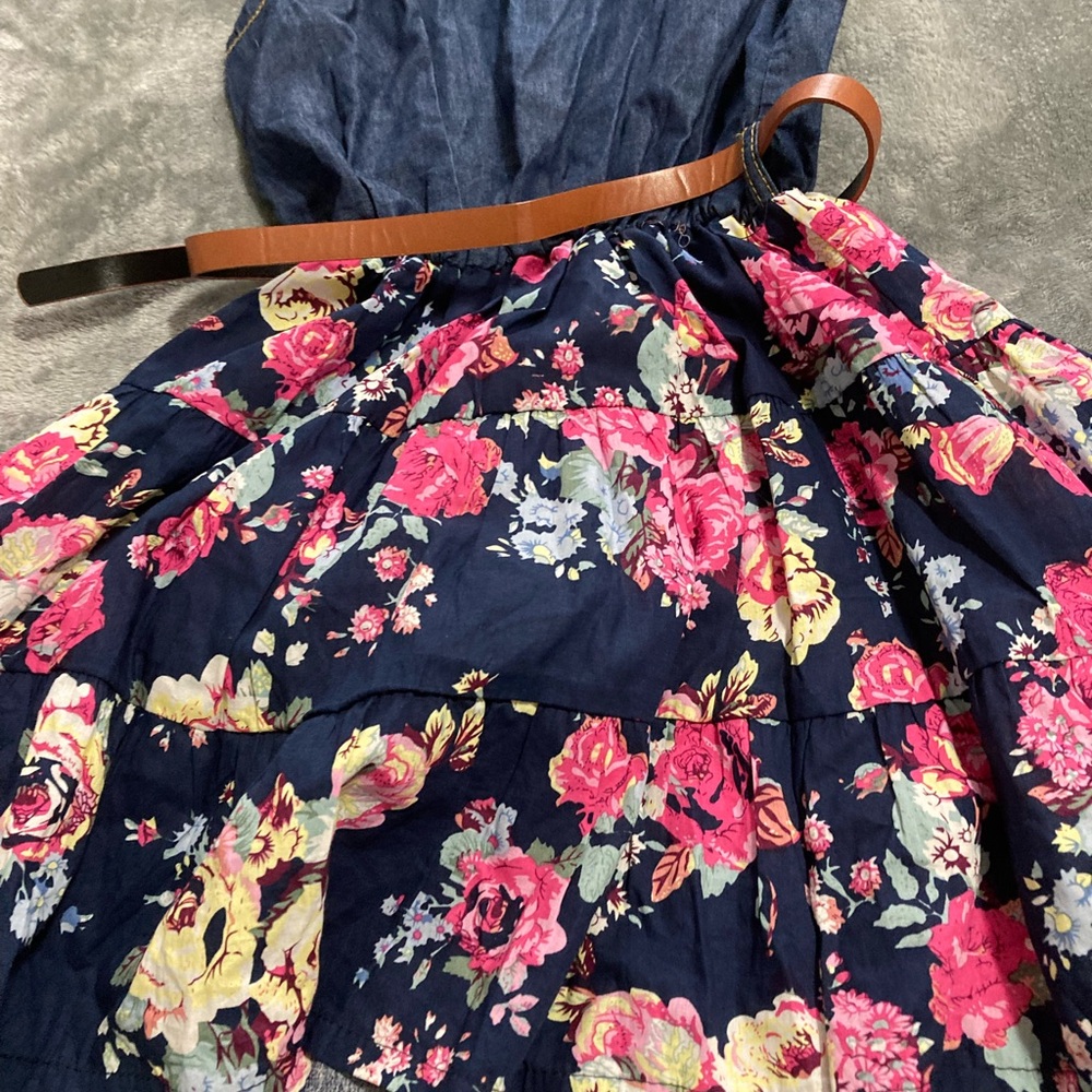 NWOTS Little Girls Dress - Picture 8 of 9